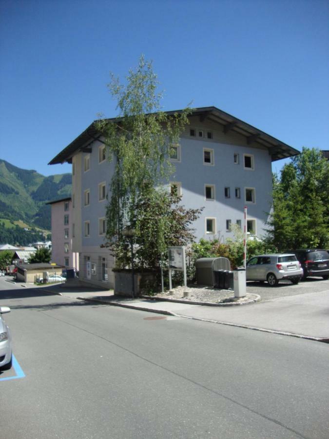 Schlafgut Kuessler - 70M Vom City Express Zell am See Exterior foto